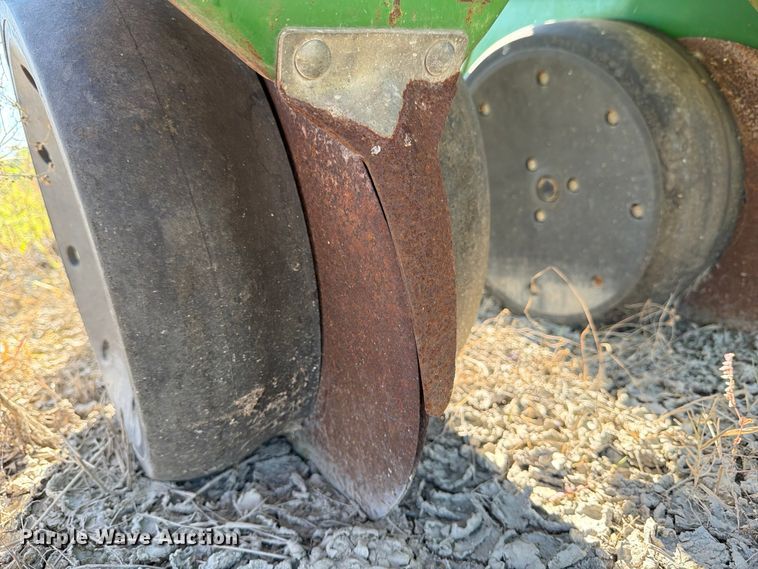 image for item ED4991 John Deere 1780 planter