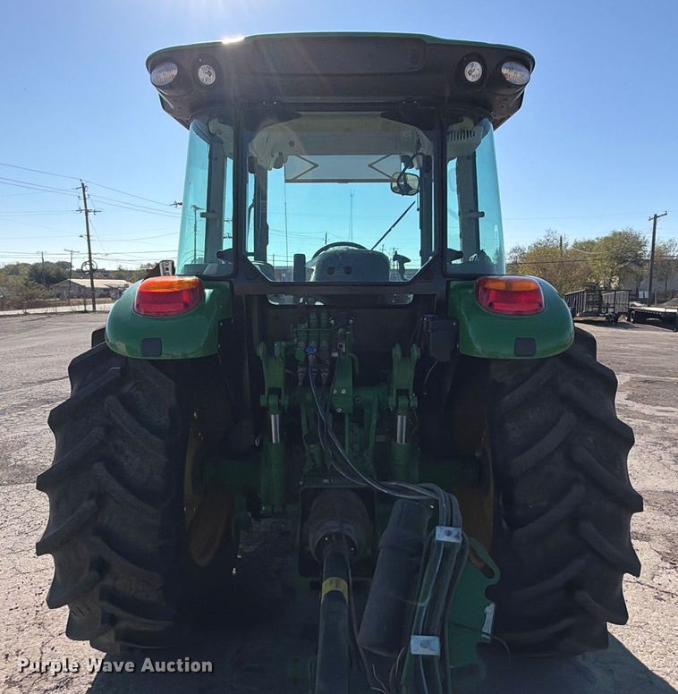 image for item ED5000 2022 John Deere 5115M MFWD tractor