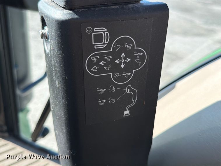 image for item ED5000 2022 John Deere 5115M MFWD tractor