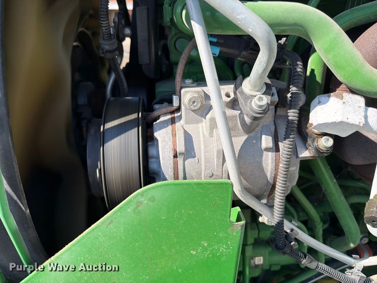 image for item ED5000 2022 John Deere 5115M MFWD tractor