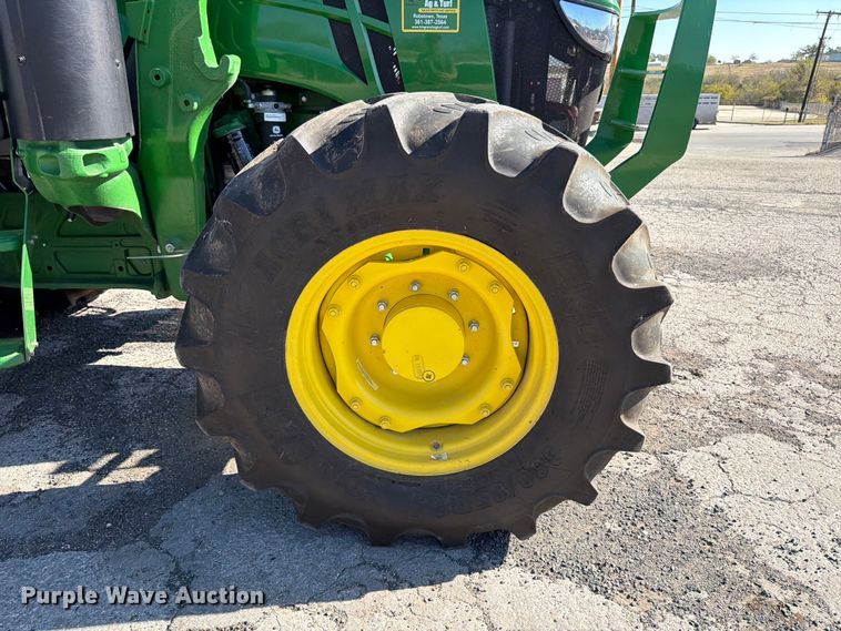 image for item ED5000 2022 John Deere 5115M MFWD tractor