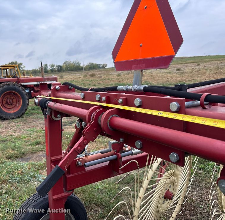 image for item EE4117 Sitrex MK 12 hay rake