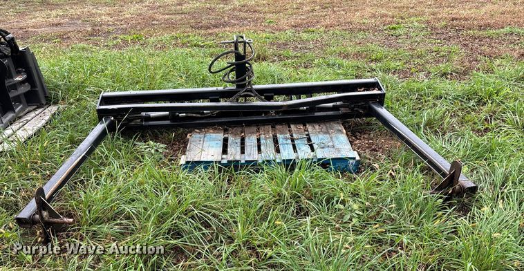 image for item EE4121 Hydrated Hydra TM200 hay bale unroller