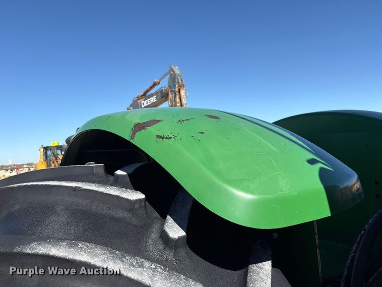 image for item EF6138 2014 John Deere 9510R 4WD tractor