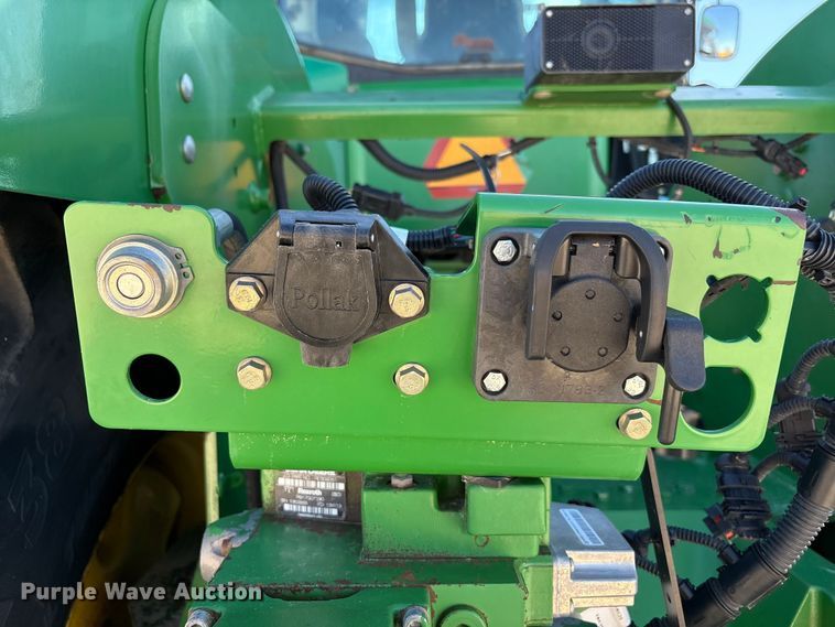 image for item EF6138 2014 John Deere 9510R 4WD tractor