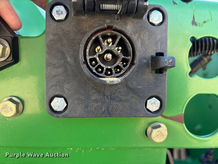 image for item EF6138 2014 John Deere 9510R 4WD tractor