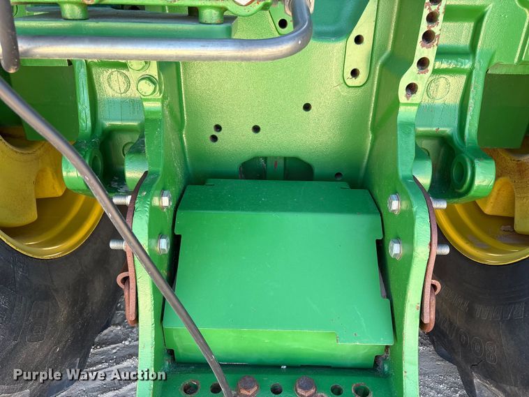 image for item EF6138 2014 John Deere 9510R 4WD tractor