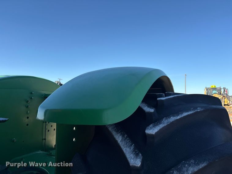 image for item EF6138 2014 John Deere 9510R 4WD tractor