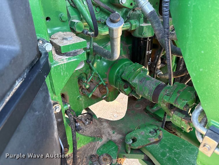 image for item EF6138 2014 John Deere 9510R 4WD tractor