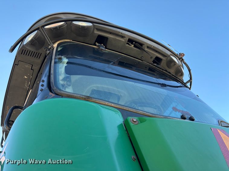 image for item EF6138 2014 John Deere 9510R 4WD tractor