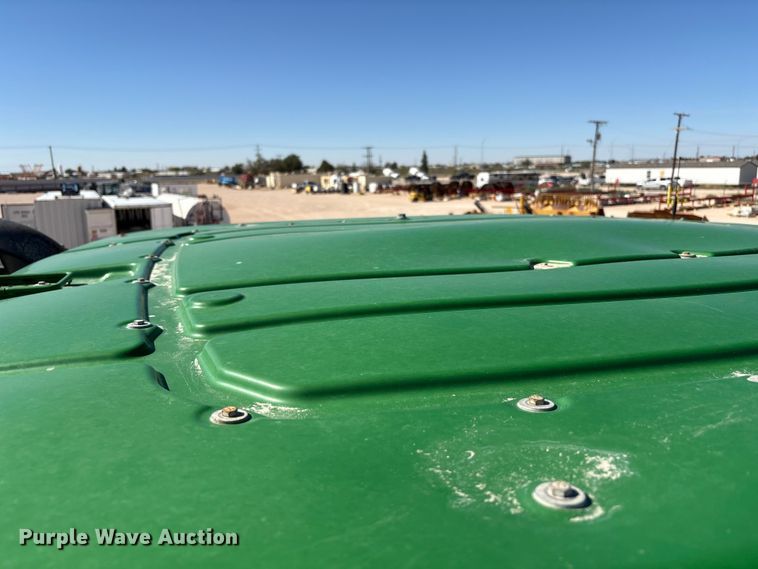 image for item EF6138 2014 John Deere 9510R 4WD tractor