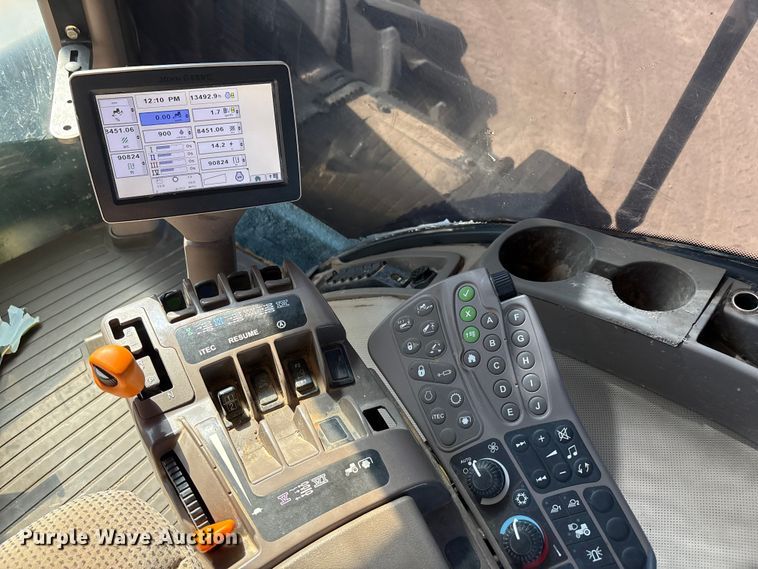 image for item EF6138 2014 John Deere 9510R 4WD tractor