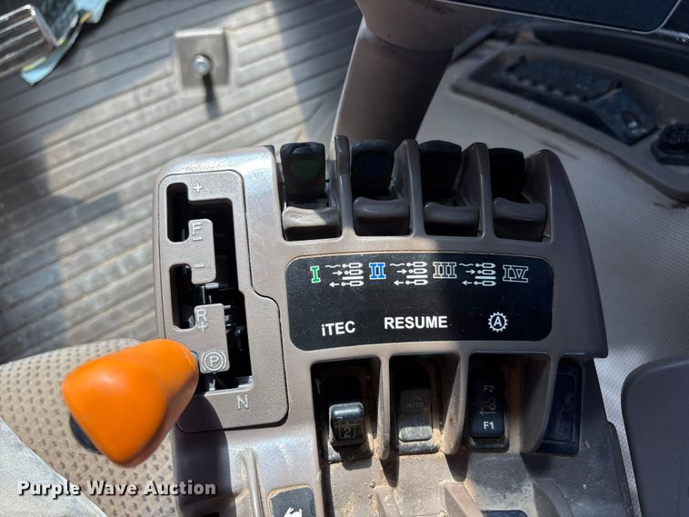 image for item EF6138 2014 John Deere 9510R 4WD tractor