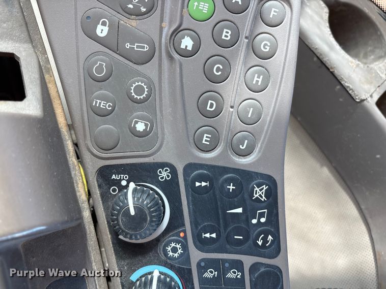 image for item EF6138 2014 John Deere 9510R 4WD tractor