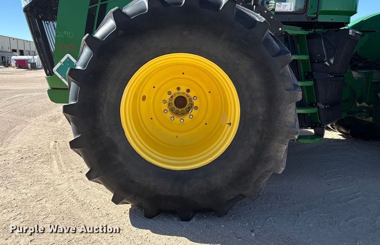 image for item EF6138 2014 John Deere 9510R 4WD tractor