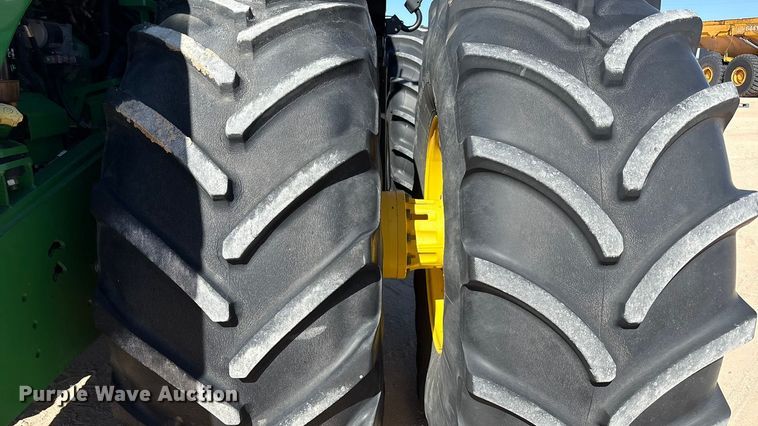 image for item EF6138 2014 John Deere 9510R 4WD tractor