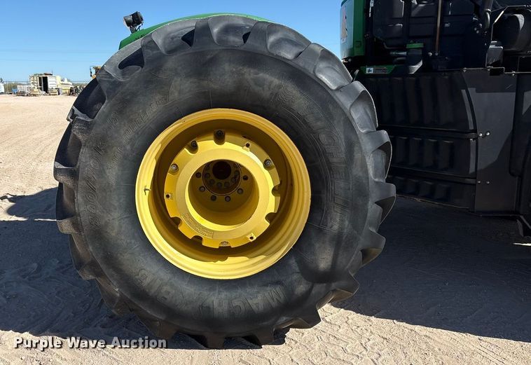 image for item EF6138 2014 John Deere 9510R 4WD tractor