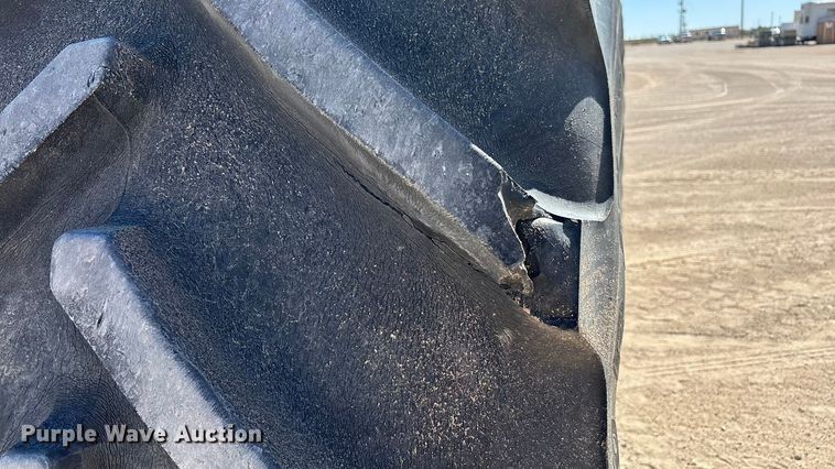 image for item EF6138 2014 John Deere 9510R 4WD tractor