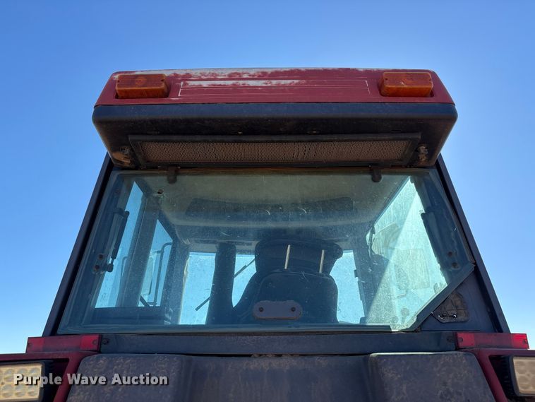 image for item EF6142 1996 Case-IH 7230 MFWD tractor