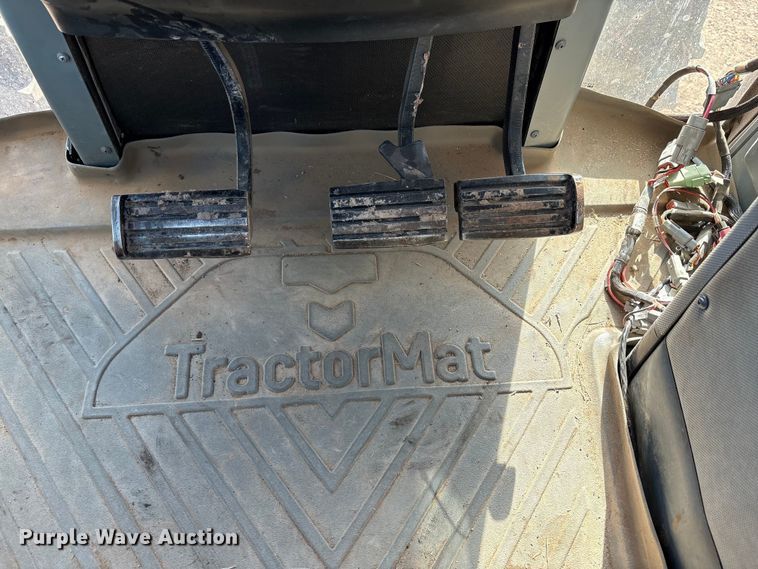 image for item EF6142 1996 Case-IH 7230 MFWD tractor