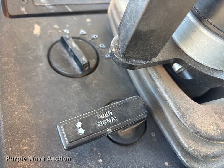 image for item EF6142 1996 Case-IH 7230 MFWD tractor