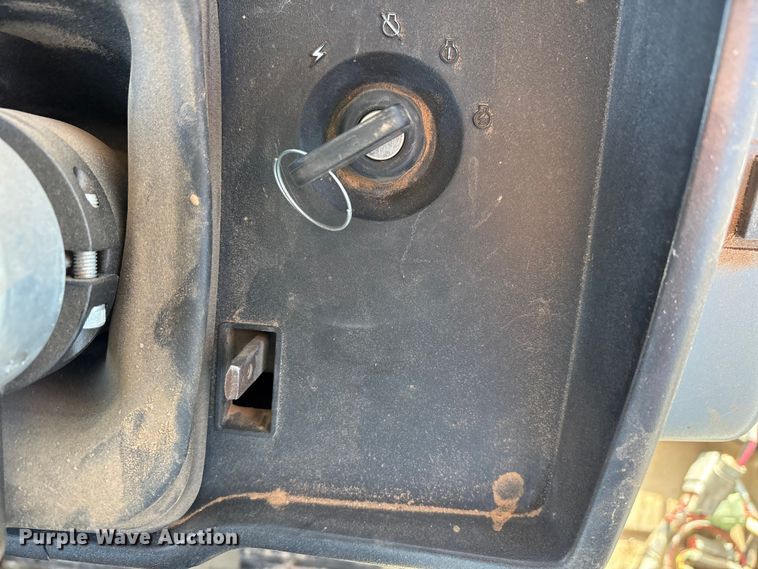 image for item EF6142 1996 Case-IH 7230 MFWD tractor