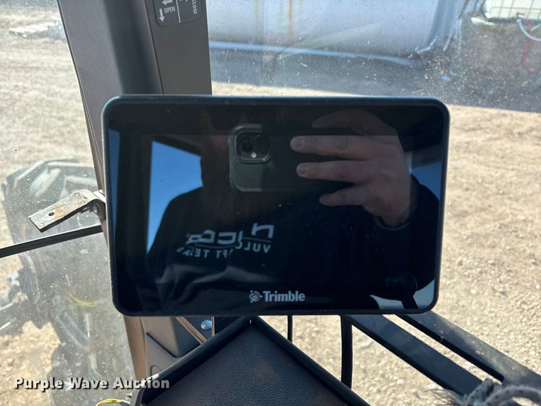 image for item EF6142 1996 Case-IH 7230 MFWD tractor