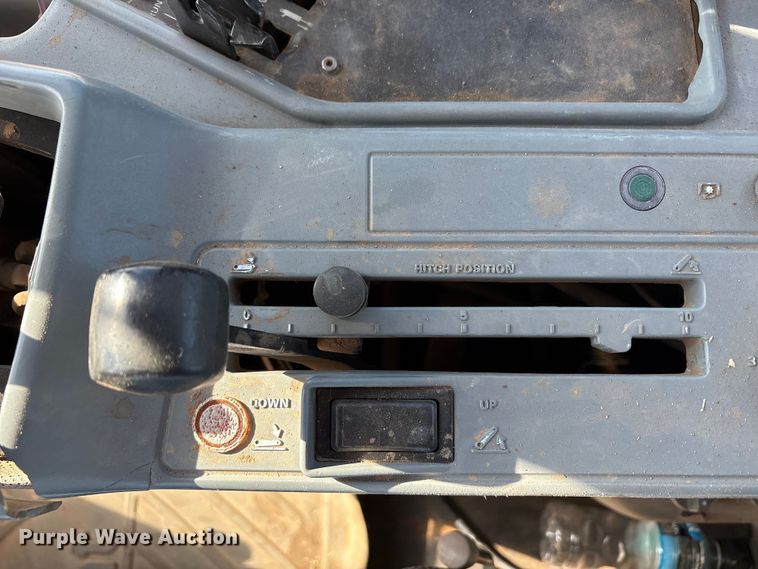 image for item EF6142 1996 Case-IH 7230 MFWD tractor