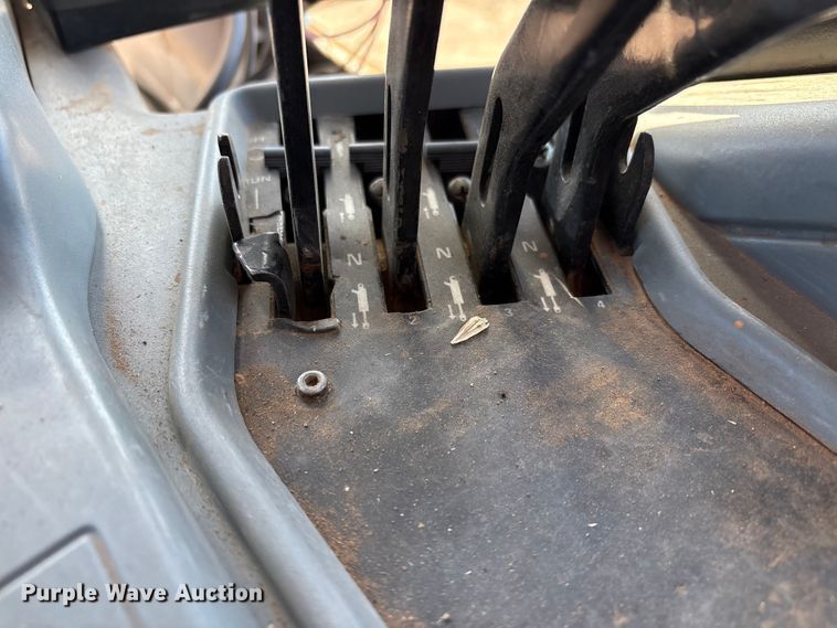 image for item EF6142 1996 Case-IH 7230 MFWD tractor