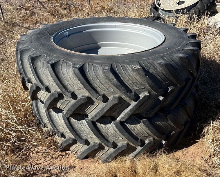 image for item EF6142 1996 Case-IH 7230 MFWD tractor