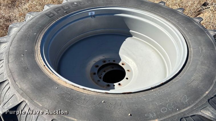 image for item EF6142 1996 Case-IH 7230 MFWD tractor