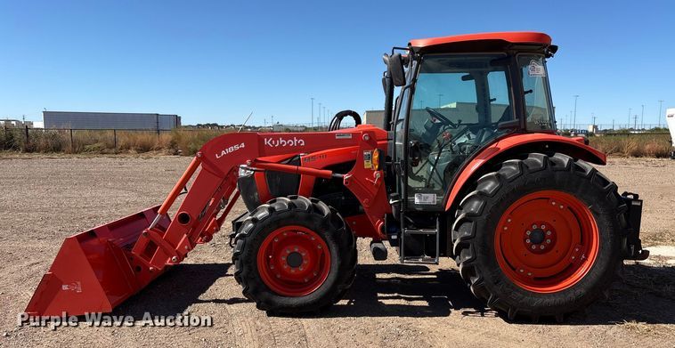 image for item EF6148 2022 Kubota M5-111D MFWD tractor