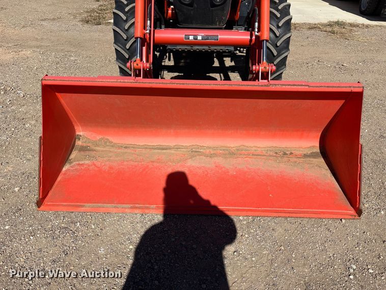 image for item EF6148 2022 Kubota M5-111D MFWD tractor