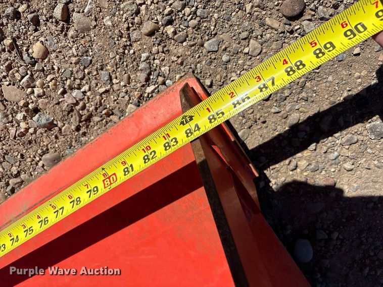 image for item EF6148 2022 Kubota M5-111D MFWD tractor