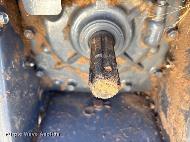 image for item EF6148 2022 Kubota M5-111D MFWD tractor