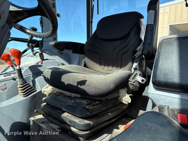 image for item EF6148 2022 Kubota M5-111D MFWD tractor