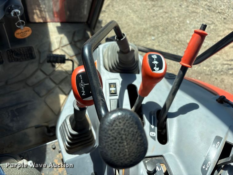 image for item EF6148 2022 Kubota M5-111D MFWD tractor