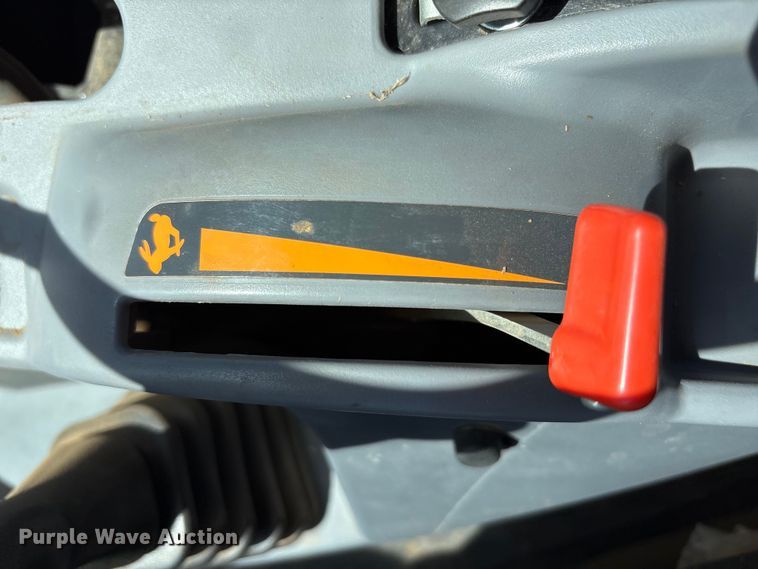 image for item EF6148 2022 Kubota M5-111D MFWD tractor