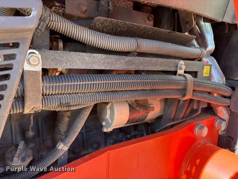 image for item EF6148 2022 Kubota M5-111D MFWD tractor