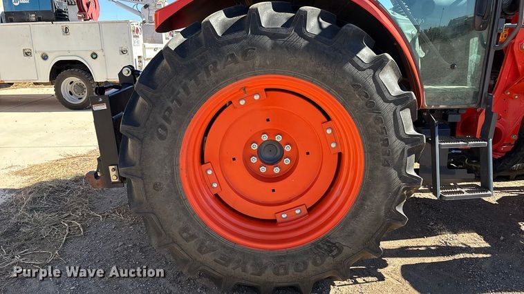 image for item EF6148 2022 Kubota M5-111D MFWD tractor