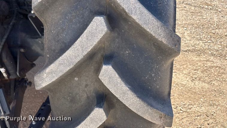 image for item EF6148 2022 Kubota M5-111D MFWD tractor