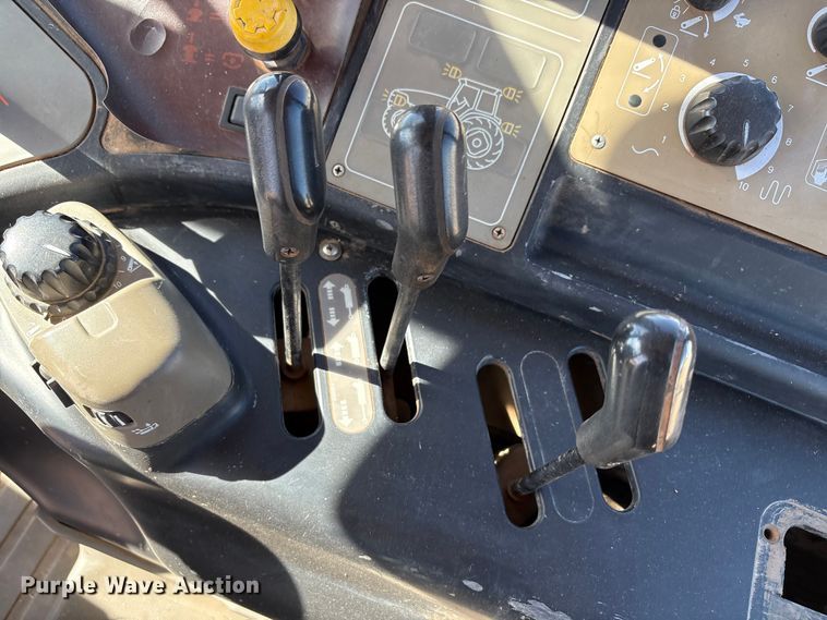 image for item EF6170 2003 Case MXM130 MFWD tractor