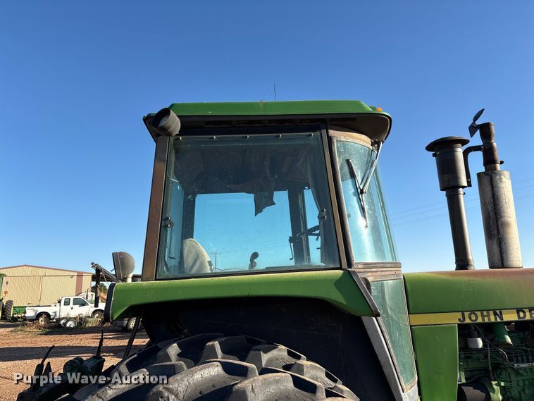 image for item EF6172 1985 John Deere 4850 MFWD tractor
