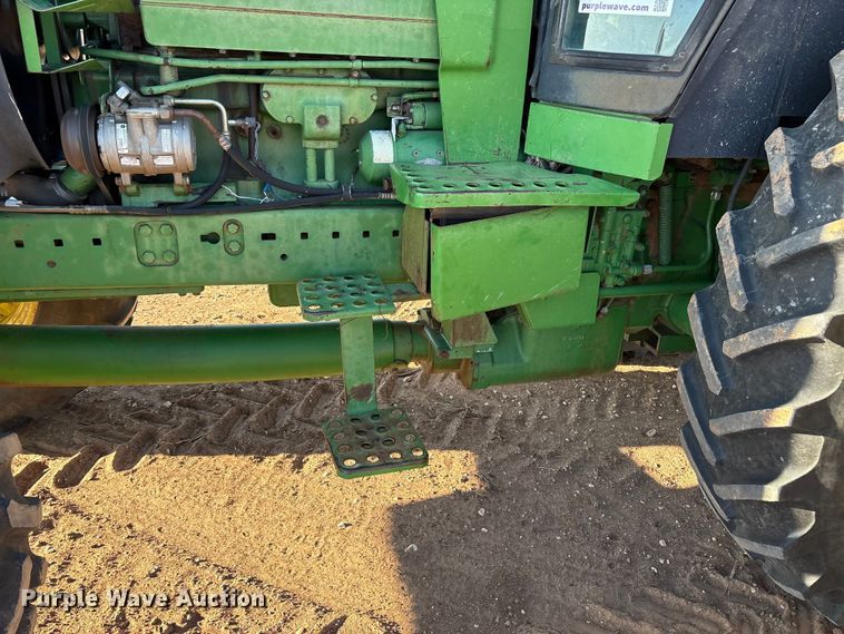 image for item EF6172 1985 John Deere 4850 MFWD tractor