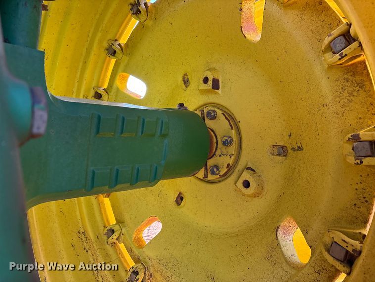 image for item EF6172 1985 John Deere 4850 MFWD tractor