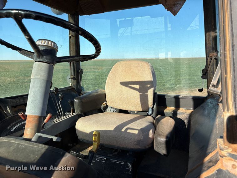 image for item EF6172 1985 John Deere 4850 MFWD tractor