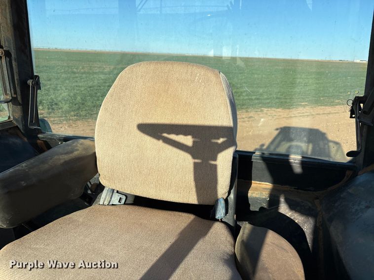 image for item EF6172 1985 John Deere 4850 MFWD tractor