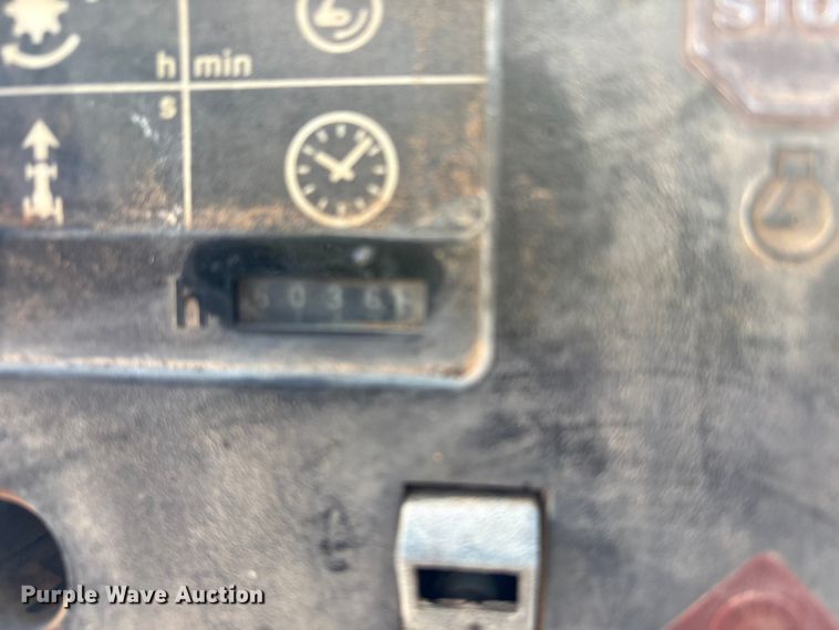 image for item EF6172 1985 John Deere 4850 MFWD tractor