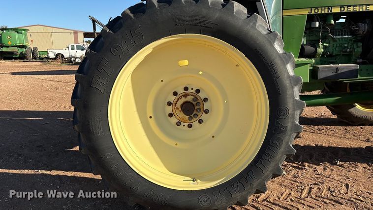 image for item EF6172 1985 John Deere 4850 MFWD tractor