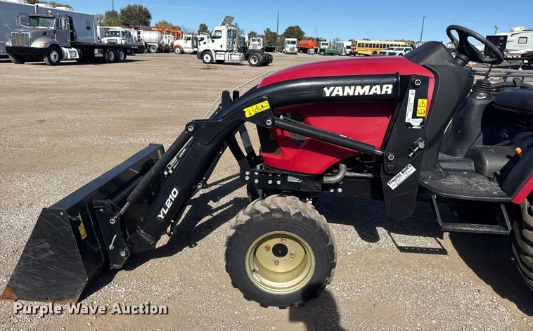 image for item EG1725 2020 Yanmar SA24 MFWD tractor